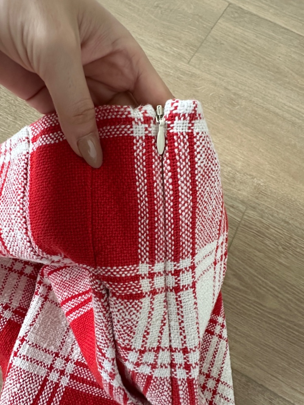 Zara Red and White Checkered Mini Skirt - Picture 5 of 9